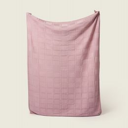 Huggy - Knitted Throw