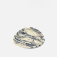 تريفيو L – صينية مثلثة من الرخام