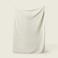 Huggy - Knitted Throw