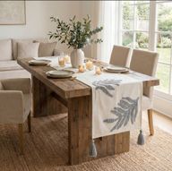 مفرش طاولة جولدن ليف المصنوع يدويًا