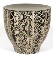 طاولة جانبية كولاج