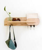 حامل مفاتيح خشبي طبيعي