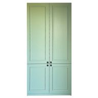 دولاب ملون بأبواب مفصلية مع تشطيب داخلي من خشب الارو الطبيعي