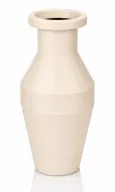 عنق مزهرية صغيرة