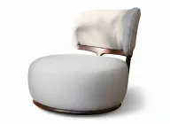 كرسى هاج من خشب الزان وجسم منجد