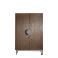 خزانة بار ساحل بمقابص حديدية