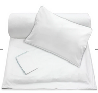 لحاف أبيض بحواف زرقاء فاتحة + أغطية وسائد (600 خيط/بوصة)