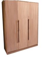دولاب MDF  بثلاثة أبواب مفصلية بتشطيب من قشرة خشب البلوط