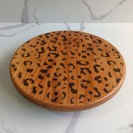 حامل الكيك نقشة النمر