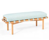 بينش نوفو - تنجيد أنيق بهيكل خشبي متين