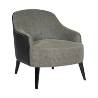 كرسي هَج بظهر جلدي وساقين خشبيتين – وهيكل منجد