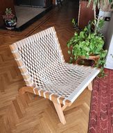 كرسي خشب بالمكرمية وخشب الزان