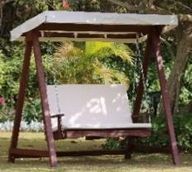 مرجيحة حدائق خشب