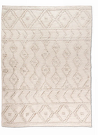 سجادة سيرين من القطن والصوف – تصميم هندسي مطرز بنقوش ألماسية