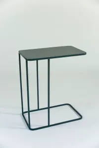 طاولة جانبية هيكا اي جي 1005 - سطح رخامي - قاعدة معدن - مربع
