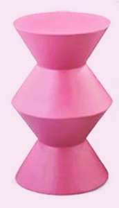 طاولة كورا الجانبية بتصميم زجزاجي – قطعة ديكور من الألياف الزجاجية