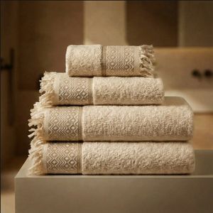 Diva Towels CL-02-LP