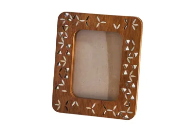 Lilya Photo Frame