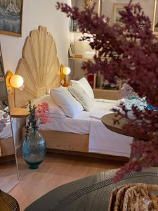 Flower Cane Headboard - Elegant Design - Sturdy Frame