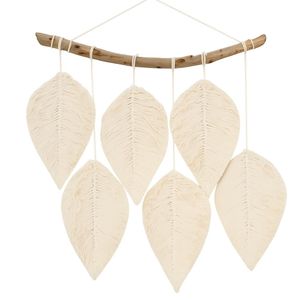 Feather مكرمية