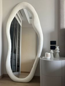 مراية جايا – تصميم نحتي كامل الطول