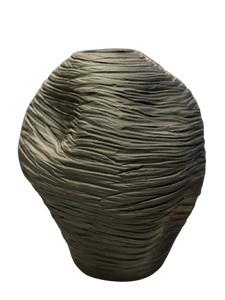 Viyunok Pottery Vase