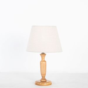 اباجورة a107