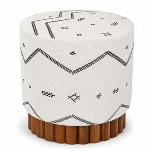 Naya Pouf