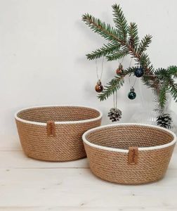 Lily Jute basket with white rime