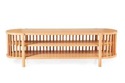 وحدة تلفزيون كاف خشبية بتصميم أنيق مع رفوف مفتوحة