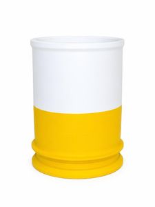 المزهرية المخروطية