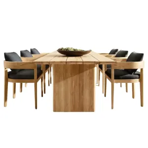 Curve Outdoor Dining Set