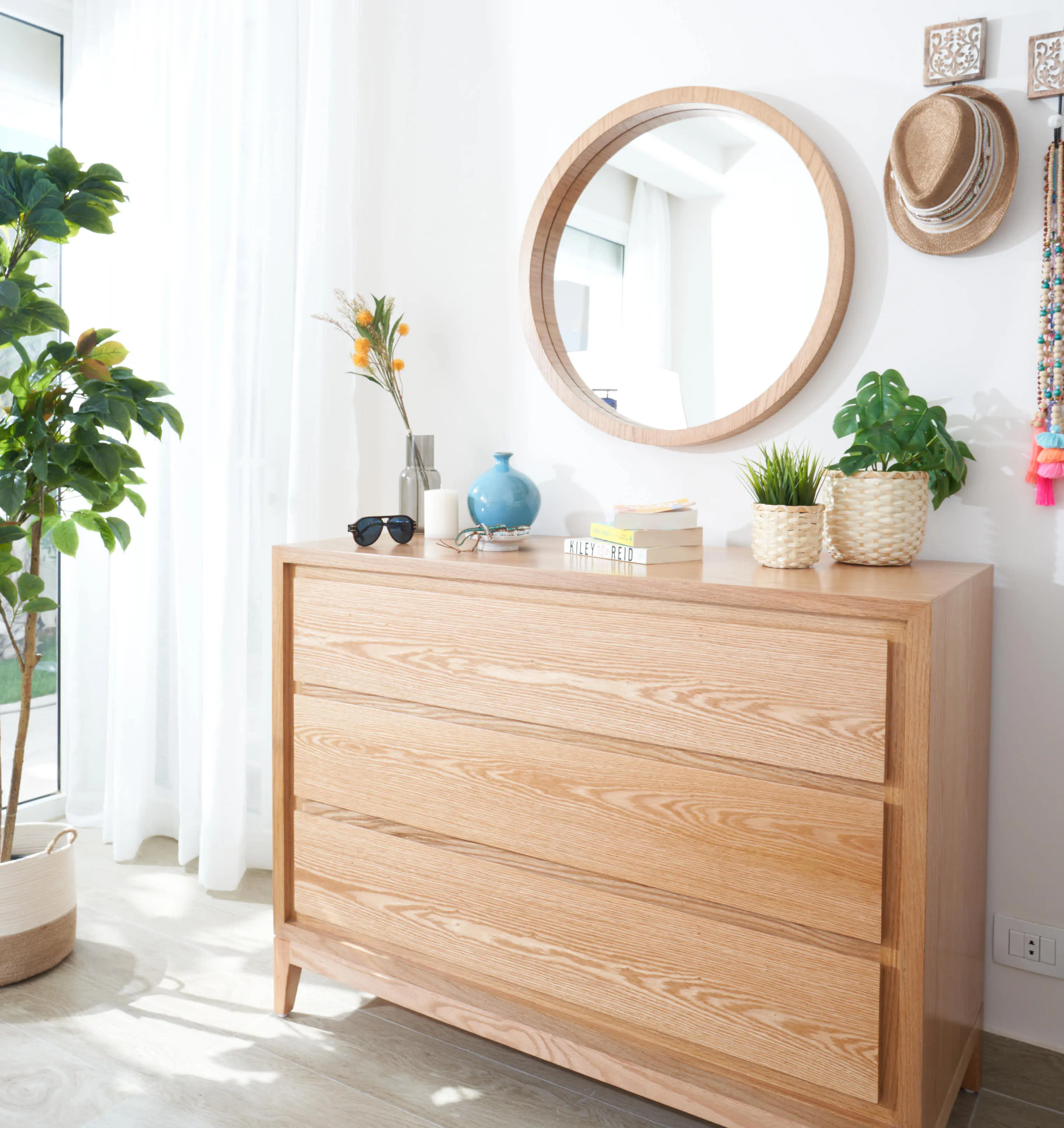 Entrance Picks image