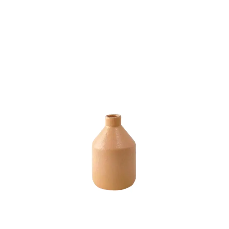 Short Neck Pot 1