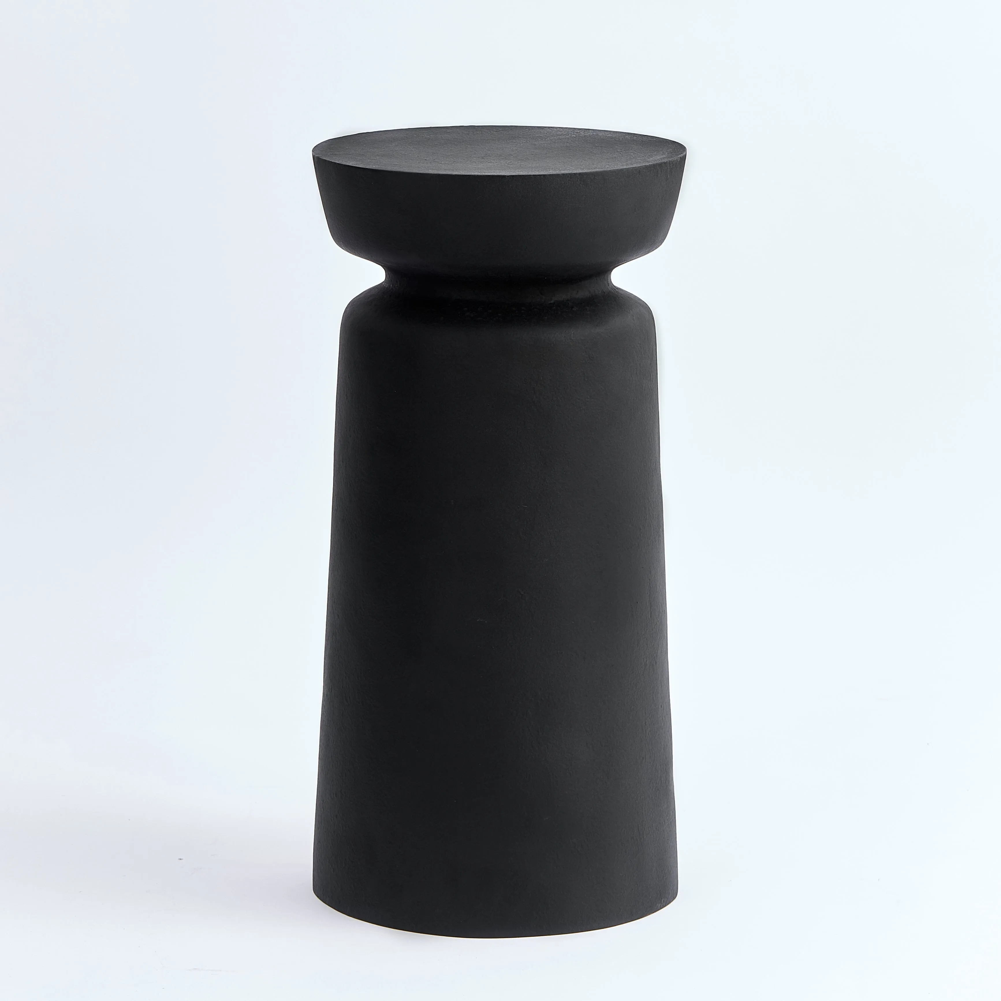 King - Concrete Or Cement Look - Umpa Lumpa - Side Table 1