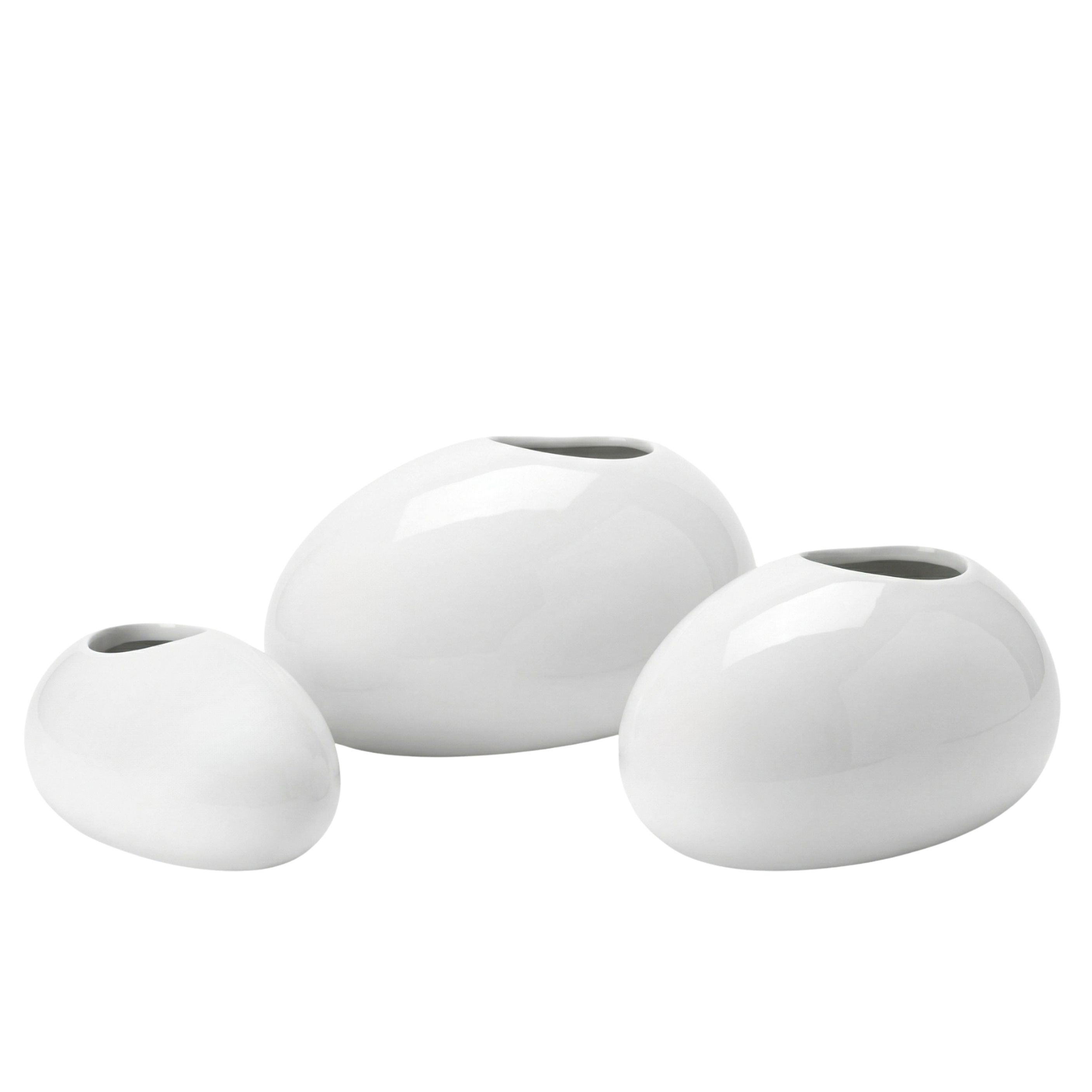 Avero Fiberglass Planter Set