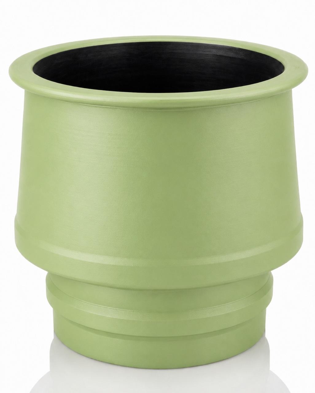 Small Curving Lip Vase