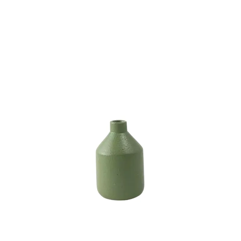 Short Neck Pot 1