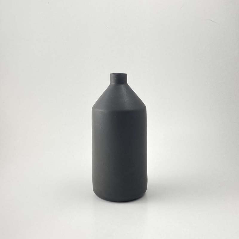 2 فازة قصيرة الرقبة