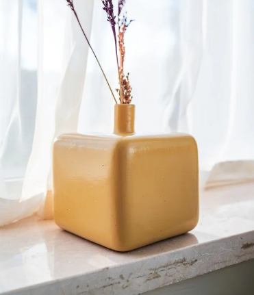 Cubic Vase 1