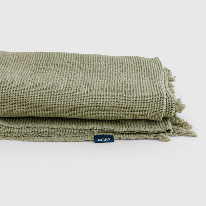 Fringe Honeycomb Bedspread 2