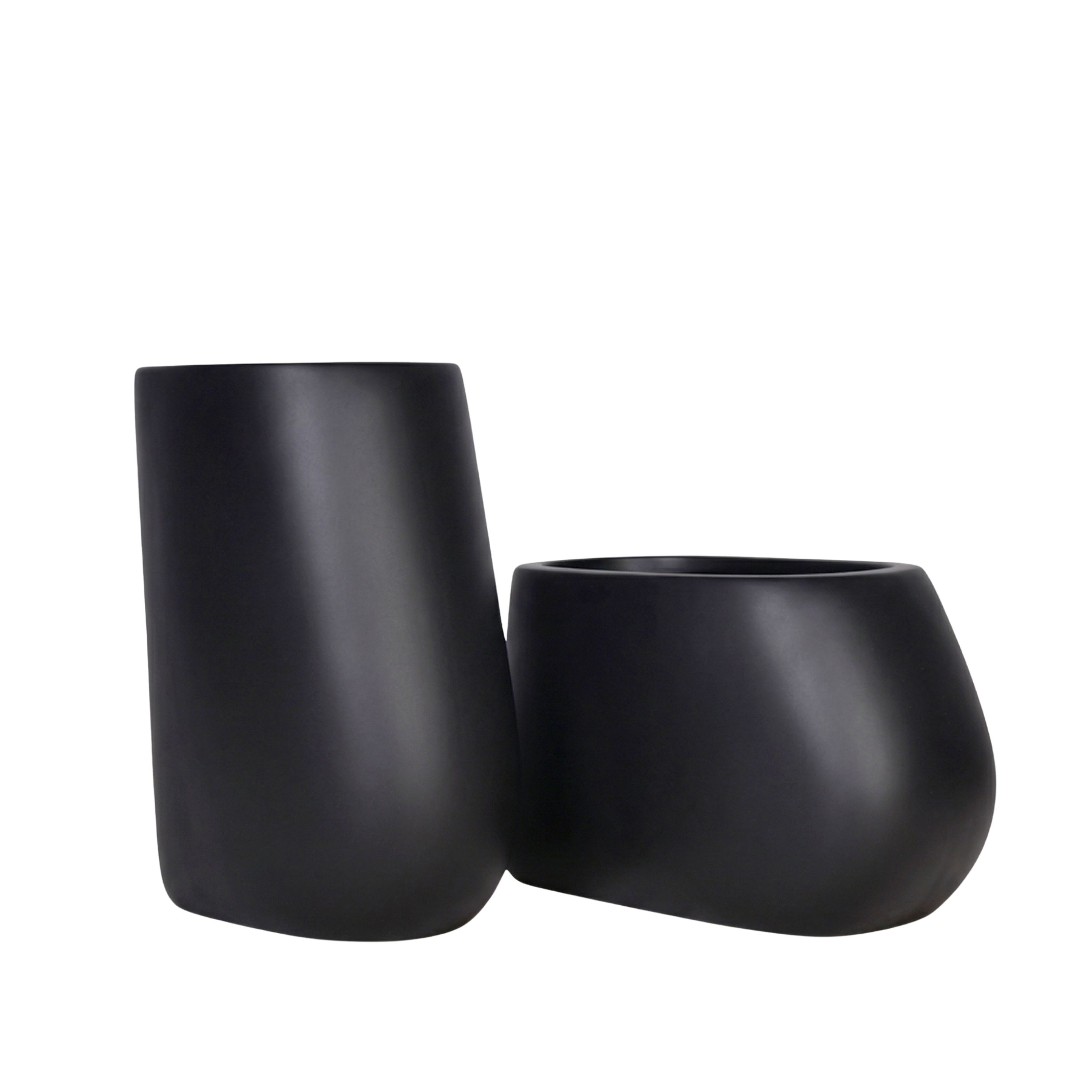 Sway Duo Fiberglass Planter Set