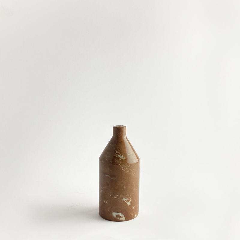 فازة رخاميم بعنق قصير صغيرة