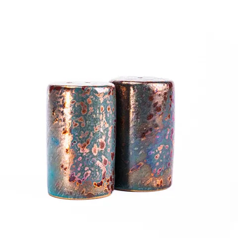 Salt & Pepper Shakers 4