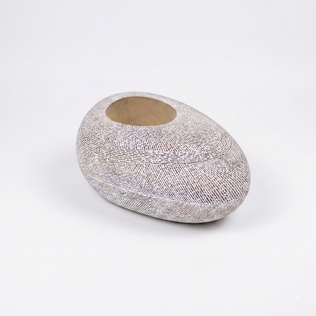 Nero Pebble Plant Pot