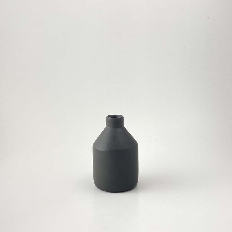 Short Neck Pot 1 11