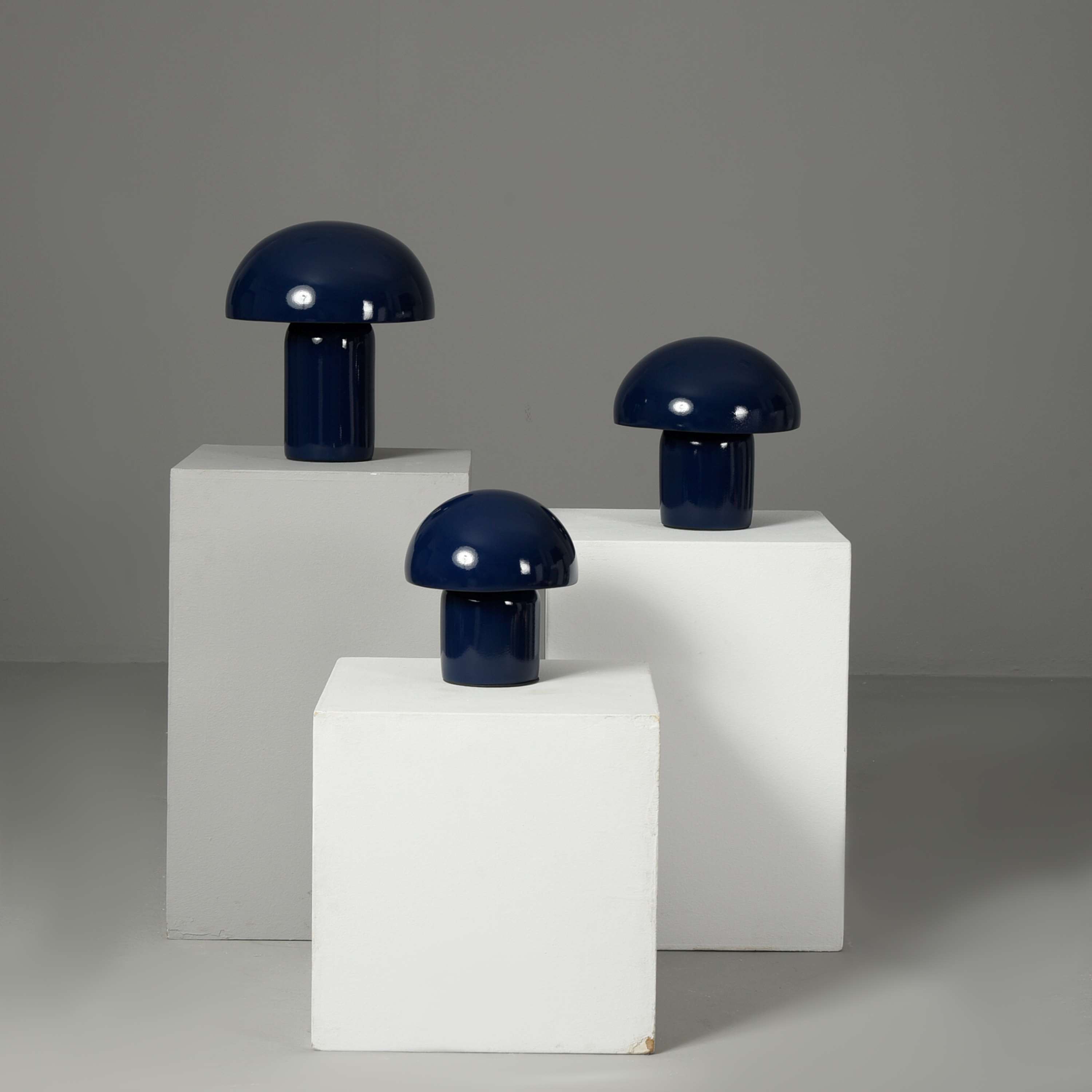 مصباح جانبي ترافل