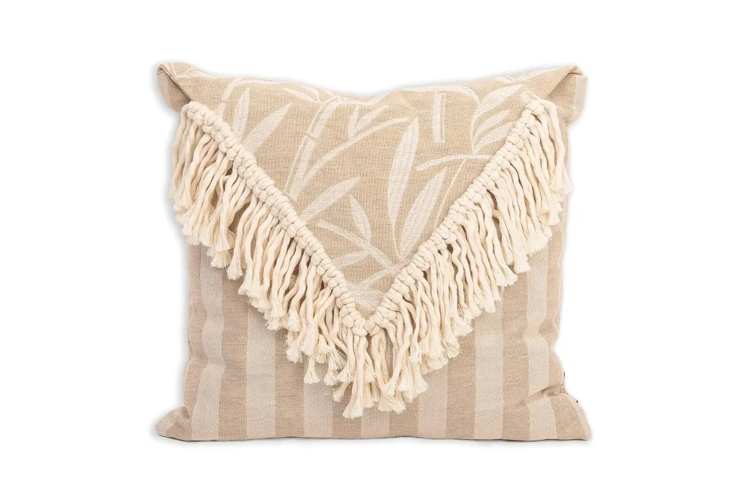 Jungle Bamboo Cushion Crème 2