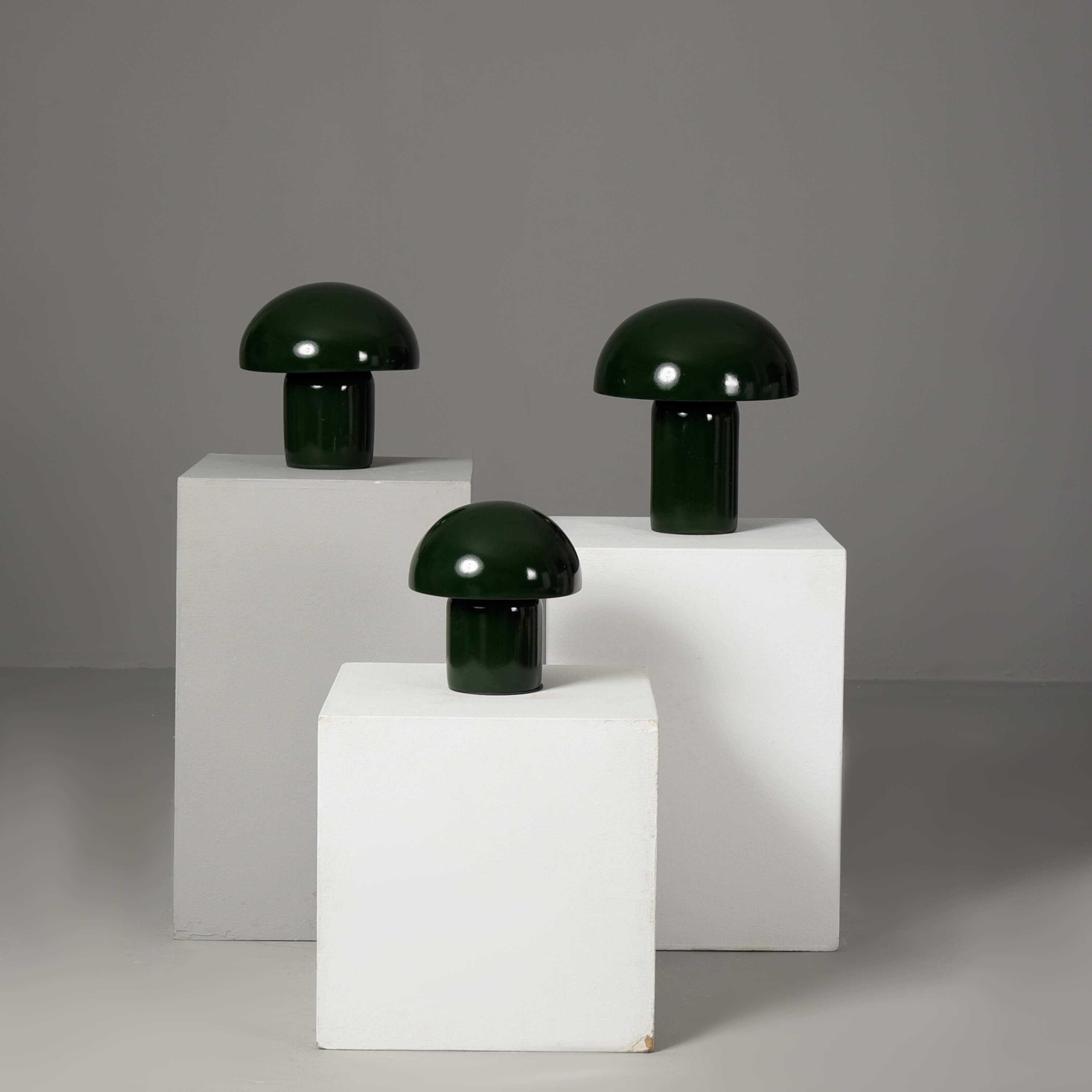 مصباح جانبي ترافل