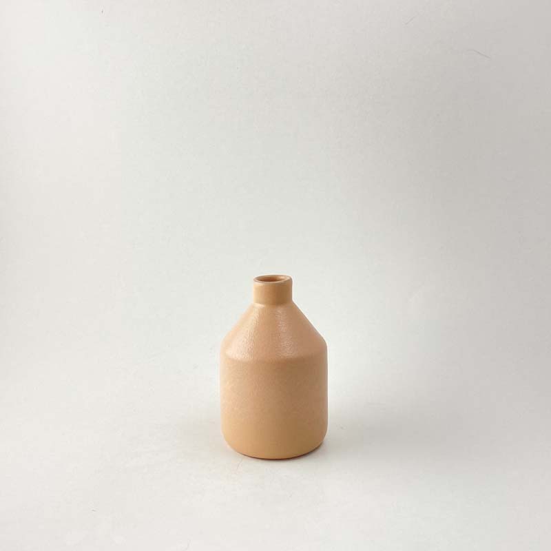Short Neck Pot 1 8